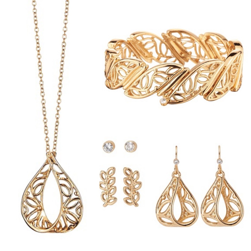 🆕NWT, 5pc Golden Leaf set, Avon